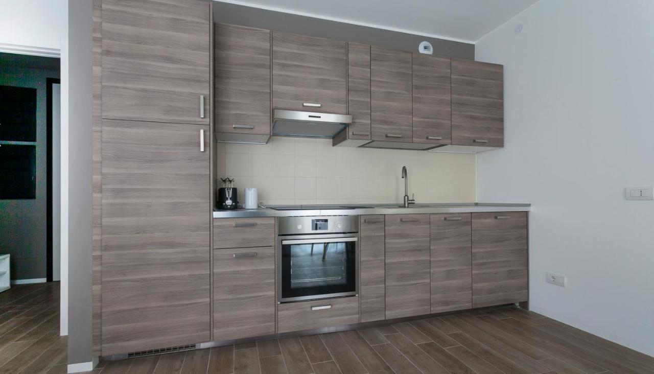 Italianway-Poma Daire Milano Dış mekan fotoğraf